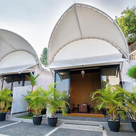 The Valley Resort Hotel Cimenyan ภายนอก รูปภาพ