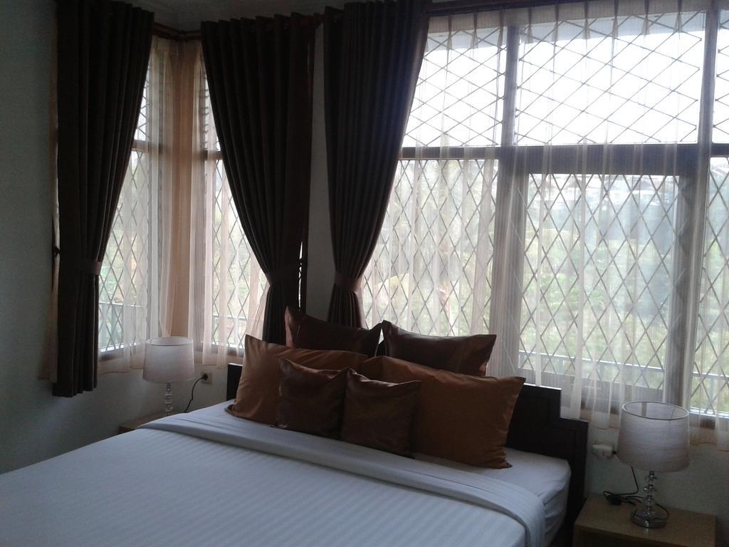 The Valley Resort Hotel Cimenyan ภายนอก รูปภาพ
